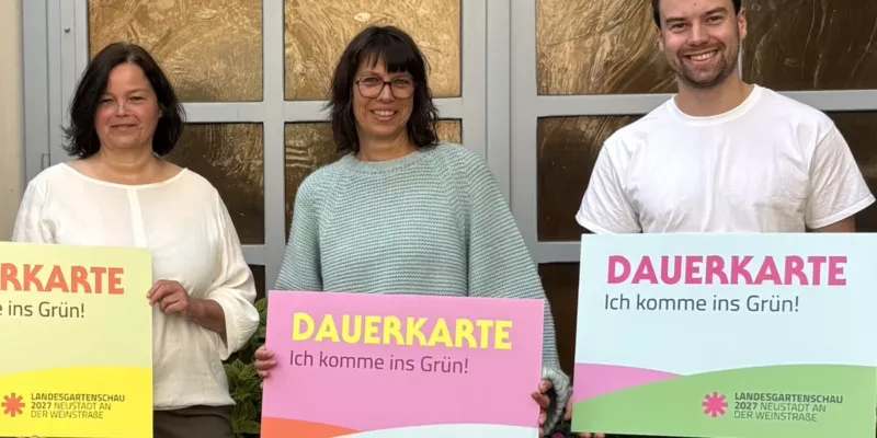Erste Dauerkarten für die Landesgartenschau symbolisch vergeben